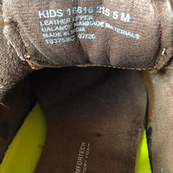 Florsheim ~ Chukka Boot with Side Zipper ~ Boys Size 5 - Picture 10 of 15